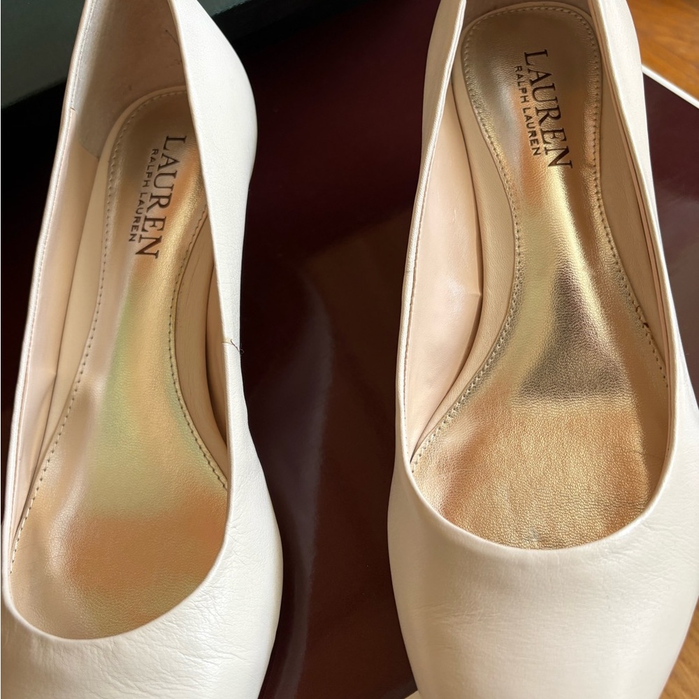 Ralph Lauren leather pumps - Picture 3 of 6
